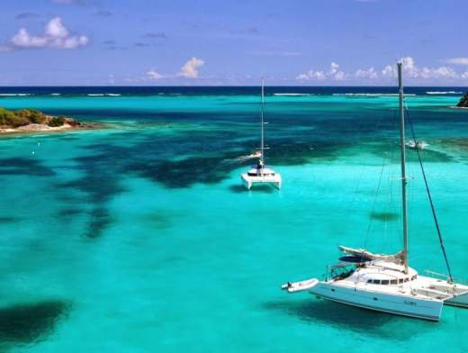 iles grenadines catamaran