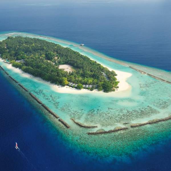 Royal Island (Baa Atoll)