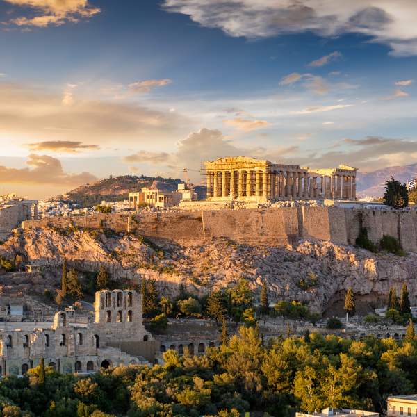 L'acropole d'Athènes au soleil couchant