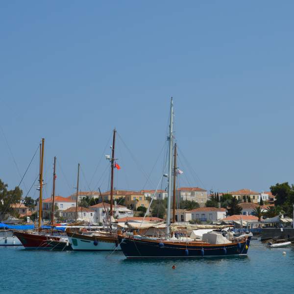 Le vieux port de Spetsés