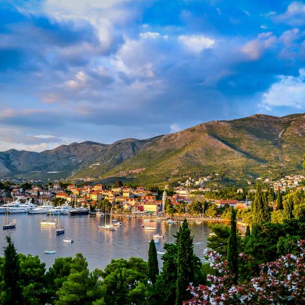 Perdez-vous dans la jolie ville de Cavtat