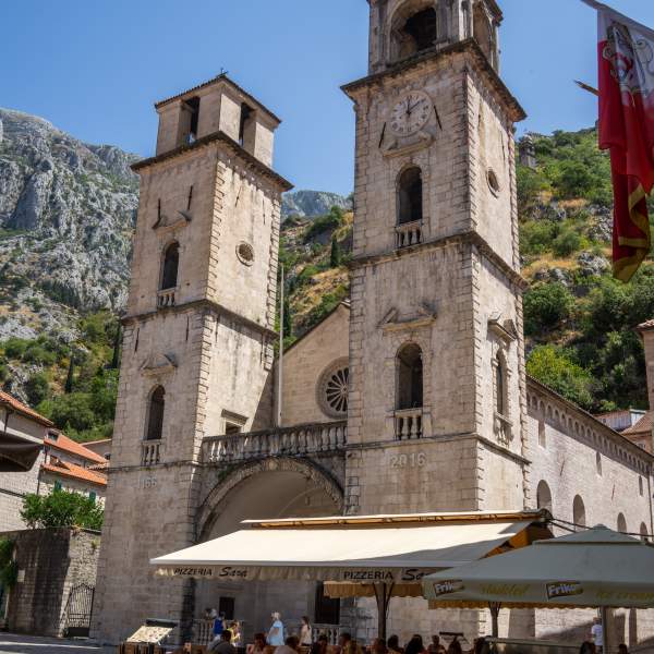 La célèbre cathédrale Saint-Tryphon
