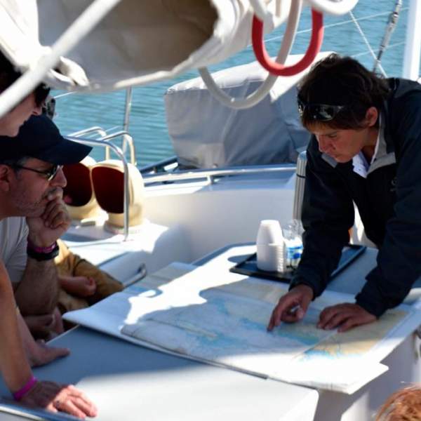 Apprenez à lire une carte marine et à tracer votre route