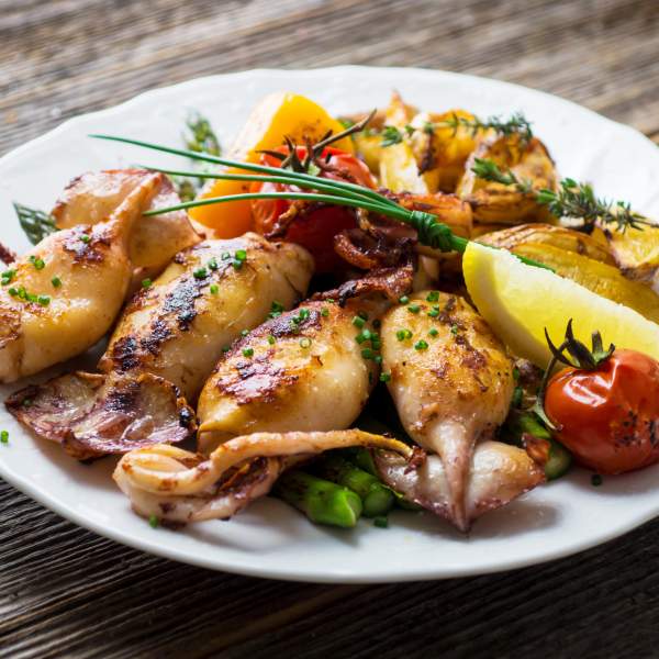 Goûtez au traditionnel calamar grillé