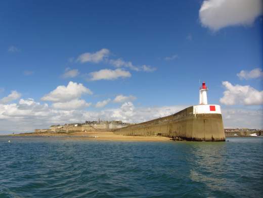 Naviguez en Bretagne Nord avec skipper