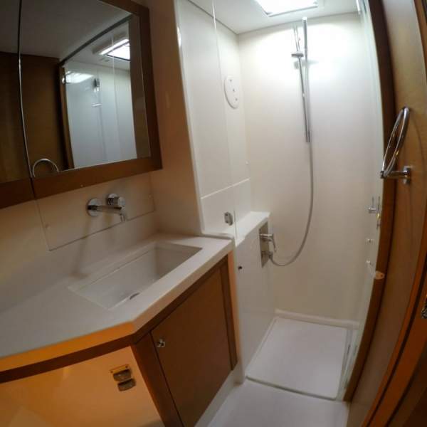 Chaque cabine possède sa salle de bain