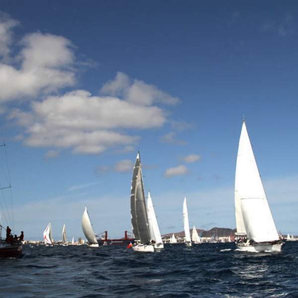 Au départ des Canaries