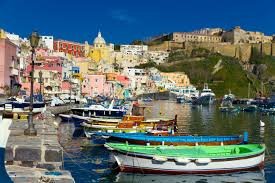 Jour 1: Arrivée à Naples, Visite de Procida